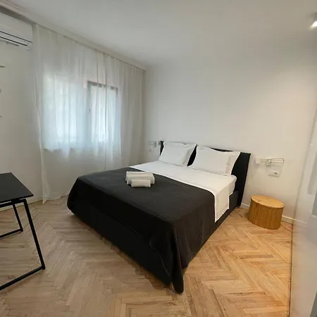 Bella Casa * Tirana